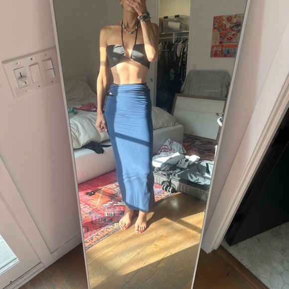 Top - Picture 2 of 3